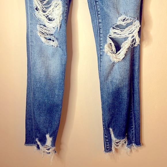 Flying Monkey Ripped Cropped Jeans. - Picture 4 of 6